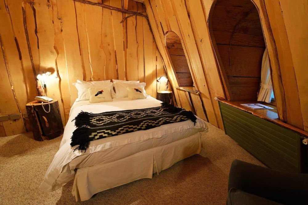 Chile_Montana-Magica-Hotel-bedroom