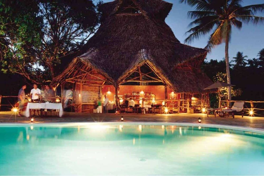 Zanzibar_Fundu_Lagoon_pool_hut