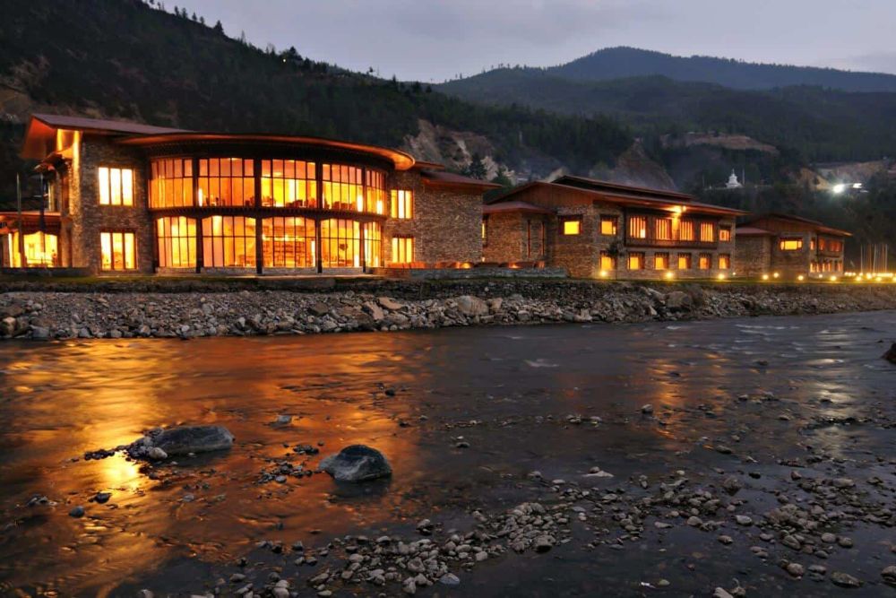 bhutan_terma-linca-hotel-river