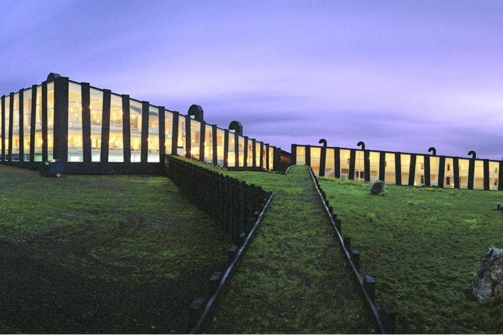 chile_remota-hotel-grass_roof