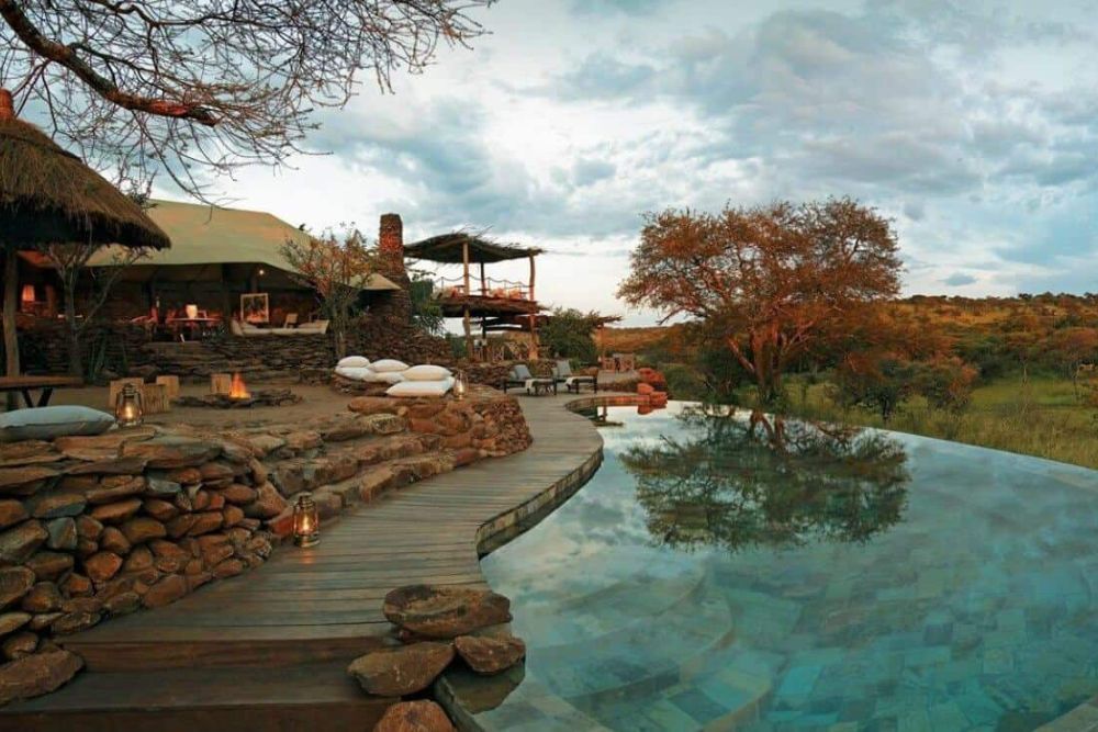 singita-grumeti-reserves-serengeti-pool