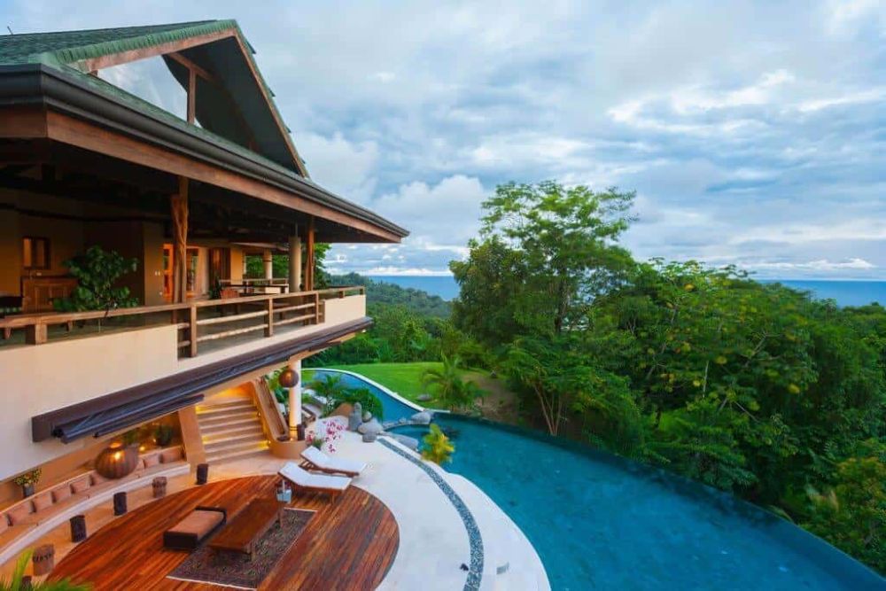 Costa Rica Ocio pool