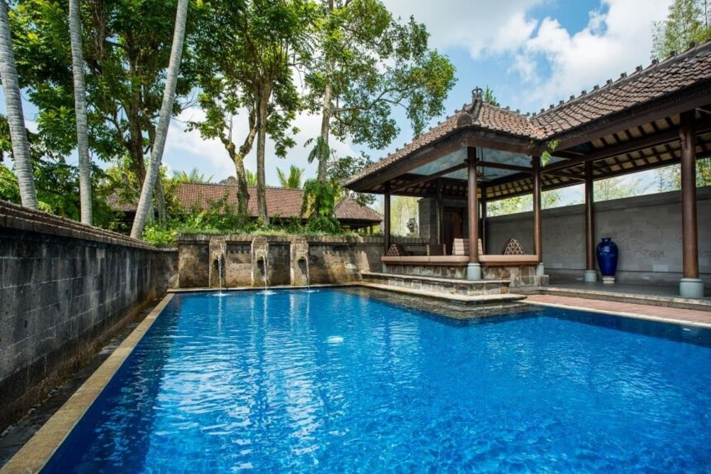Indonesia-The-Chedi-pool
