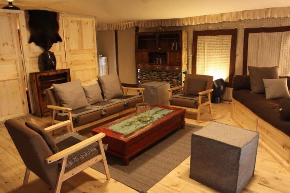 Norden-Camp-living-room