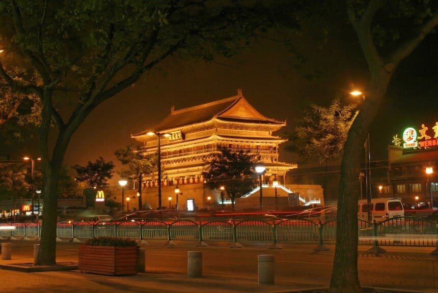 Peking_at_night