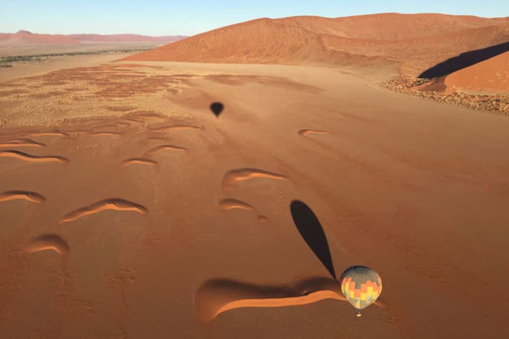 Ballooning desert