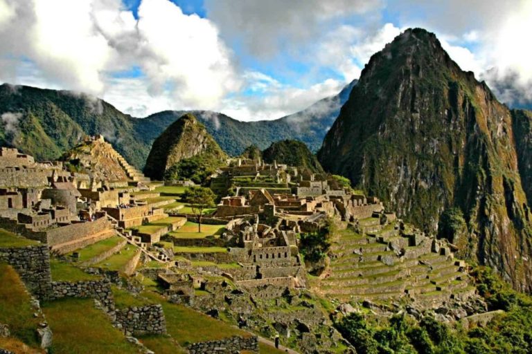 INKA TRAILS IN PERU