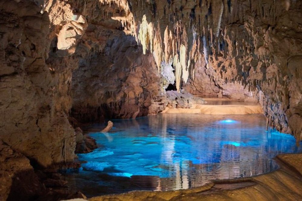 Blue-pool-Cave-brasil