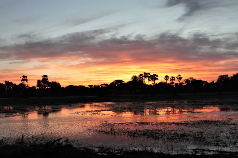 sunset_river_botswana