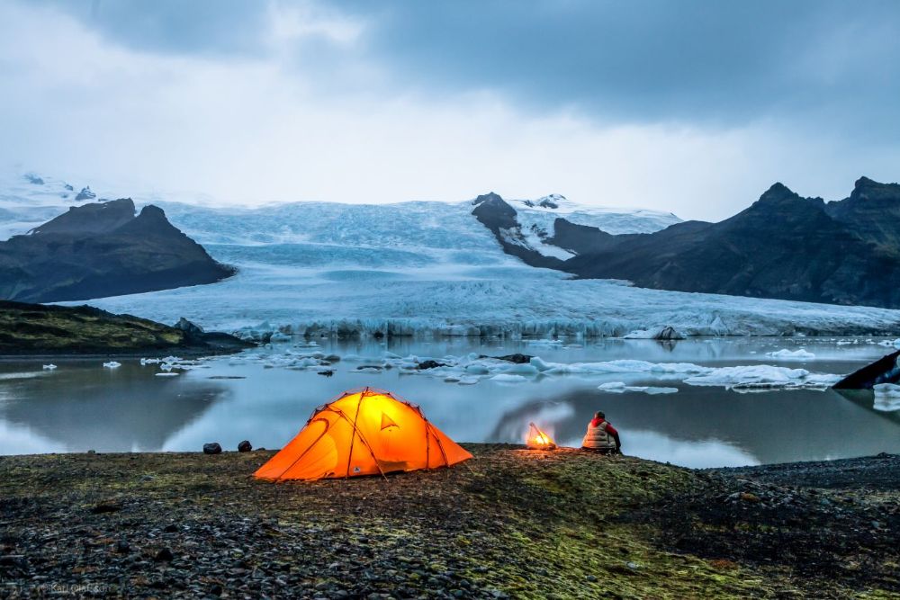 Camping by Fjallsaron